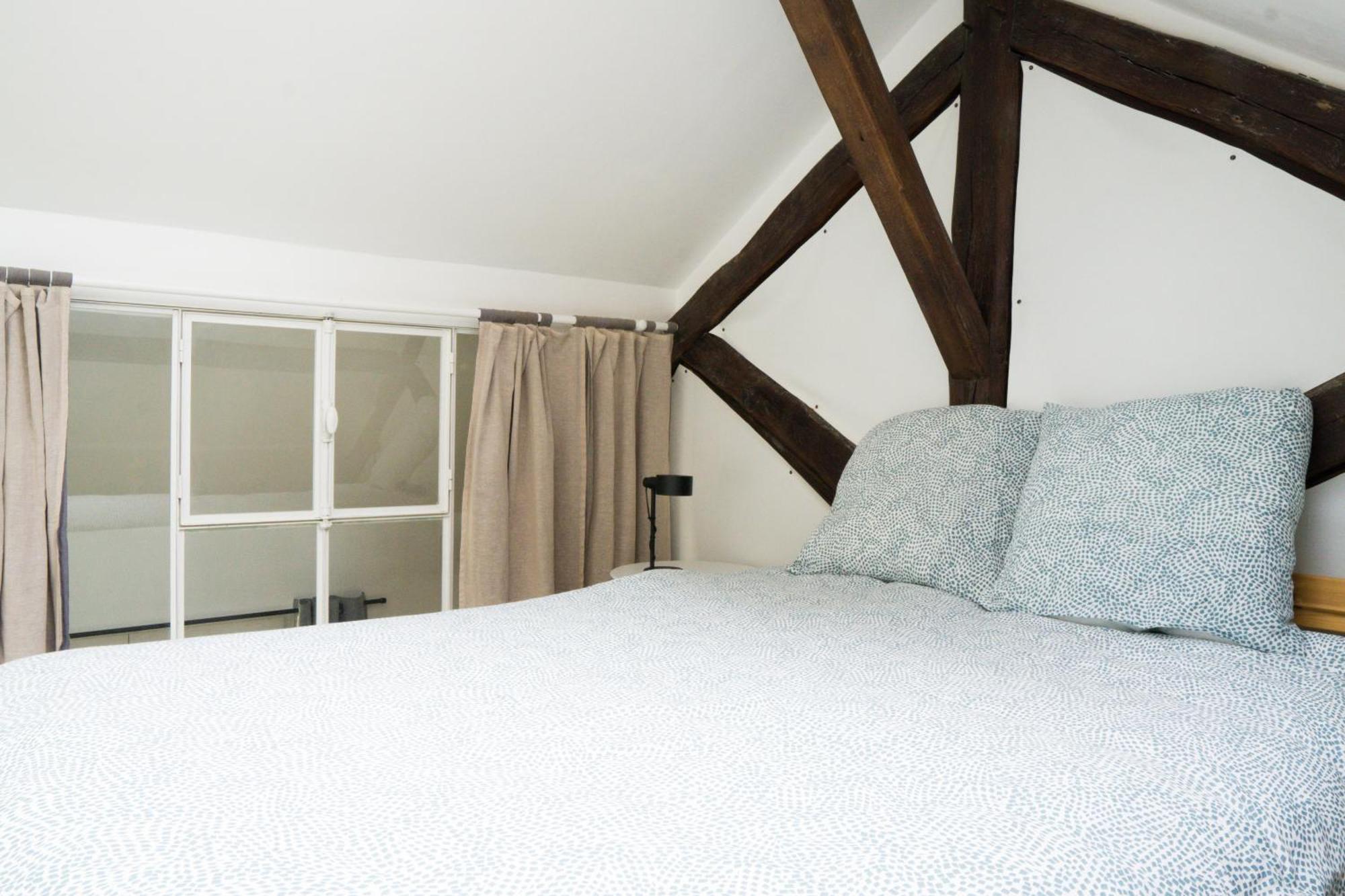 Exigehome - Beau Duplex-15 Min Paris/la Defense/champs Elysees Apartment Suresnes